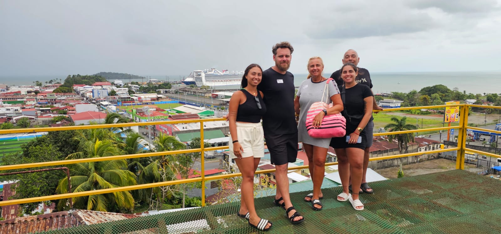 Tour group at Limon viewpoint with cruise ship